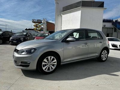 Usata VW Golf VII Highline 110 CV (80 kW) 2016 Grigio Berlina