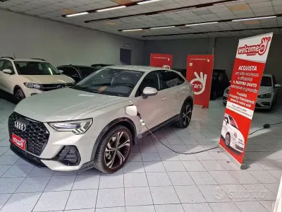 Usata Audi Q3 Sportback S-Line 150 CV (110 kW) 2021 Verde SUV