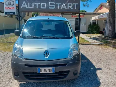 Usata Renault Kangoo 106 CV (77 kW) 2008 Blu Monovolume