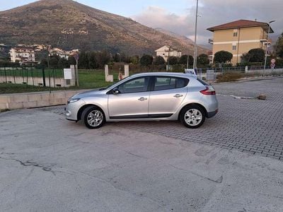 Usata Renault Mégane 110 CV (80 kW) 2011 Argento Berlina