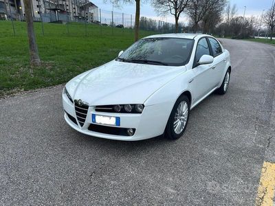 Alfa Romeo 159