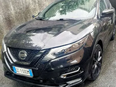 Usata Nissan Qashqai Tekna 116 CV (85 kW) 2020 Nero SUV
