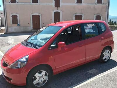 Usata Honda Jazz 78 CV (57 kW) 2004 Rosso Utilitaria