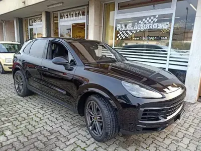 Usata Porsche Cayenne 340 CV (250 kW) 2018 Nero SUV