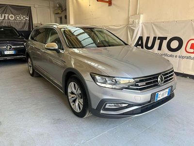 Usata VW Passat Alltrack 200 CV (147 kW) 2021 Argento Station wagon