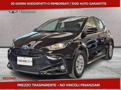 Usata Toyota Yaris Active 116 CV (85 kW) 2022 Nero Utilitaria