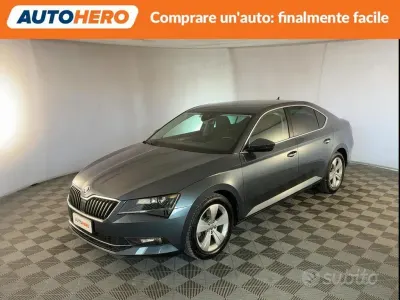 Usata Skoda Superb Executive 150 CV (110 kW) 2018 Grigio Berlina