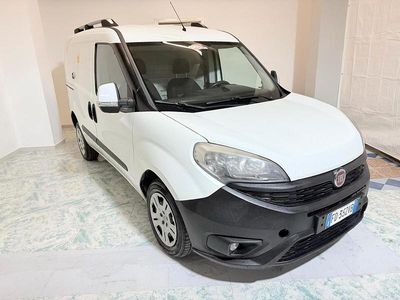 Usata Fiat Doblò 95 CV (69 kW) 2016 Bianco Monovolume