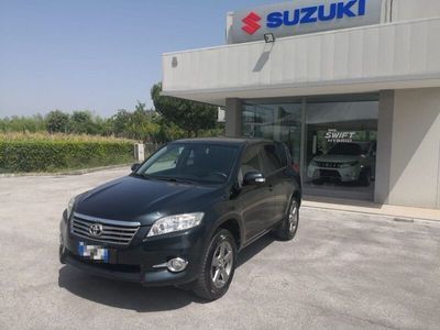 usata Toyota RAV4 RAV 4Crossover 2.2 D-4D 150 CV Loun