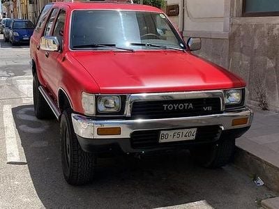 Begagnad Toyota 4 Runner 143 HK (105 kW) 1991 Röd SUV