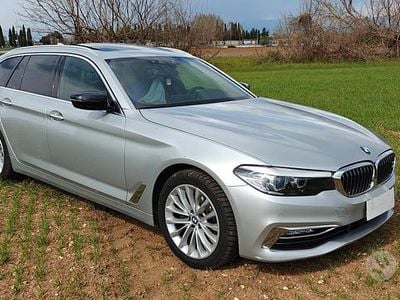 Usata BMW 520 Luxury Line 190 CV (139 kW) 2018 Grigio Station wagon