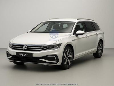 Usata VW Passat GTE 218 CV (160 kW) 2021 Bianco Station wagon