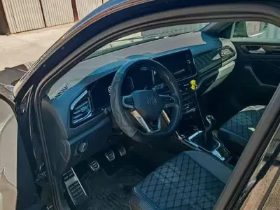 Usata VW T-Roc R-line 110 CV (80 kW) 2023 SUV