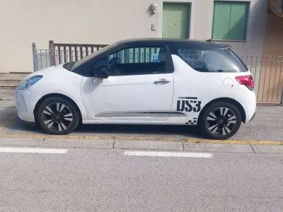 Usata Citroën DS3 Chic 95 CV (69 kW) 2012 Berlina