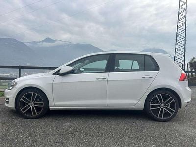 Usata VW Golf Sportsvan Highline 110 CV (80 kW) 2017 Monovolume