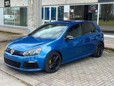 Begagnad VW Golf VI R 271 HK (199 kW) 2010 Blå Halvkombi