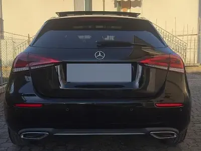 Gebraucht Mercedes A160 95 PS (69 kW) 2019 Schwarz Limousine