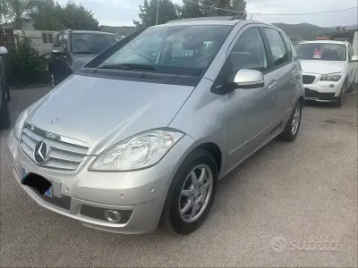 Usata Mercedes A160 Executive 82 CV (60 kW) 2012 Grigio Utilitaria