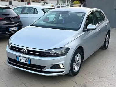 Usata VW Polo Highline 80 CV (58 kW) 2018 Grigio Utilitaria