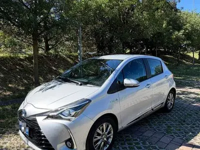 Usata Toyota Yaris Hybrid