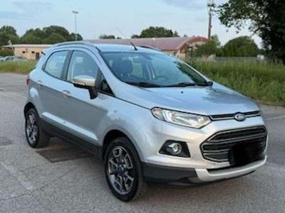 Usado Ford Ecosport 91 CV (66 kW) 2014 Plateado SUV