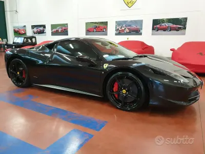 Usata Ferrari 458 566 CV (416 kW) 2010 Nero Coupé