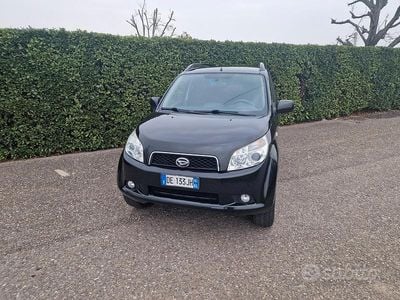 Usata Daihatsu Terios 105 CV (77 kW) 2006 Nero SUV
