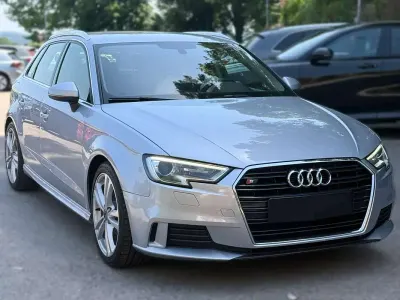 Usata Audi A3 Sport 150 CV (110 kW) 2017 Argento Berlina