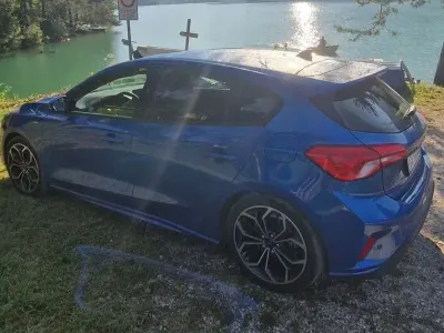 Usata Ford Focus ST-Line 125 CV (91 kW) 2020 Blu Berlina
