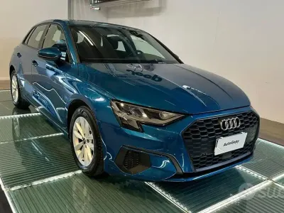 Usata Audi A3 Business 116 CV (85 kW) 2022 Azzurro Berlina