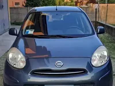 Usata Nissan Micra 80 CV (58 kW) 2011 Grigio Utilitaria
