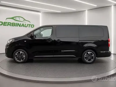 Usata Opel Zafira Life Business Innovation 177 CV (130 kW) 2019 Grigio Monovolume