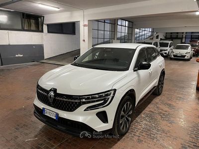 Bianco Usata 2023 Renault Austral Techno SUV | 27.900 € (Buon prezzo)