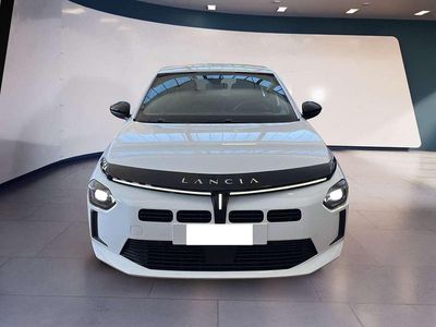 Usata Lancia Ypsilon 110 CV (80 kW) 2024 Bianco Utilitaria