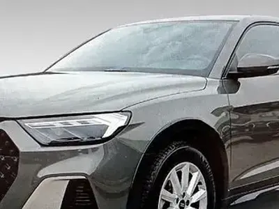 Usata Audi A1 116 CV (85 kW) 2025 Grigio SUV