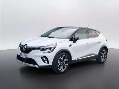 Usata Renault Captur Intens 143 CV (105 kW) 2021 Bianco SUV