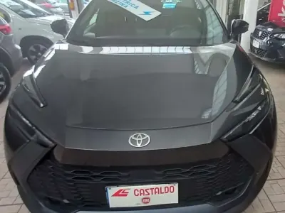 Usata Toyota C-HR Active 98 CV (72 kW) 2024 Grigio SUV