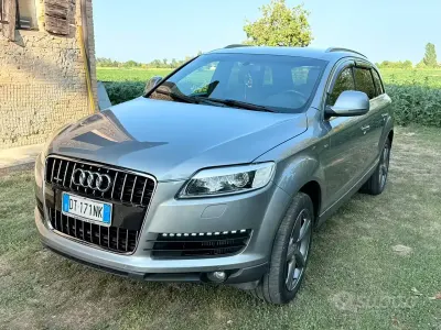 Usata Audi Q7 240 CV (176 kW) 2008 Grigio SUV