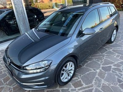Usata VW Golf VII Business 116 CV (85 kW) 2019 Grigio Station wagon