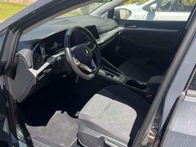 Usata VW Golf VIII Life 116 CV (85 kW) 2022 Grigio Berlina