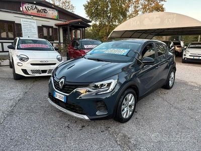 Usata Renault Captur Business 145 CV (106 kW) 2022 Blu SUV