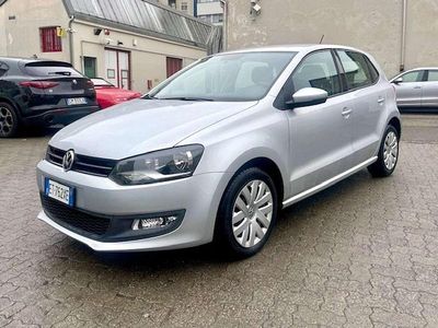 Usata VW Polo Comfortline 74 CV (54 kW) 2014 Argento Berlina