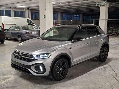 Nuova VW T-Roc R-line Plus 116 CV (85 kW) 2026 Pyrit silver/tetto nero SUV