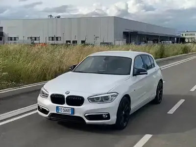 Usata BMW 118 Comfort Edition 150 CV (110 kW) 2016 Bianco Utilitaria