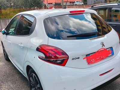 Usata Peugeot 208 102 CV (75 kW) 2020 Bianco Utilitaria