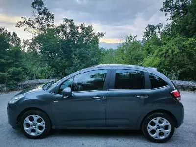 Usata Citroën C3 Exclusive 73 CV (53 kW) 2016 Grigio Berlina