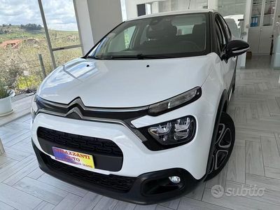 Usata Citroën C3 Shine 101 CV (74 kW) 2022 Bianco Utilitaria