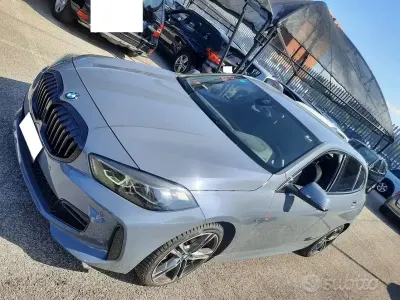 Usata BMW 116 M Sport 116 CV (85 kW) 2022 Grigio Utilitaria