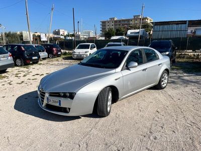 Argento Usata 2007 Alfa Romeo 159 Distinctive Berlina | 3690 € (Buon prezzo)