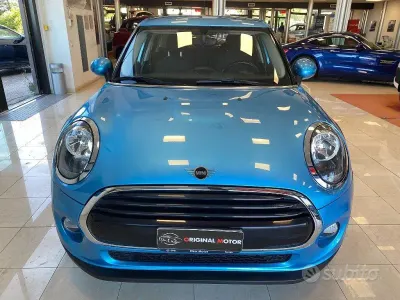 Usata Mini Cooper 136 CV (100 kW) 2019 Blu Utilitaria